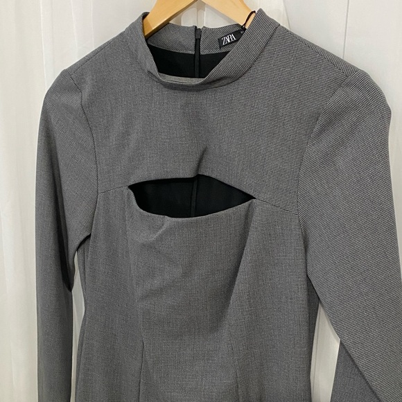 ✨NWT | Zara | Cut out houndstooth dress - Picture 4 of 7